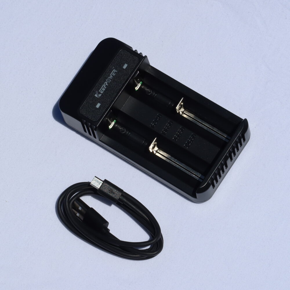 KeepPower C2 oplader til 18650 og 26650 batterier